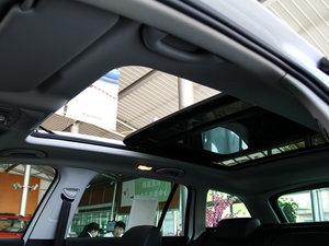 2015款1.8T 自动逸臻版 空间座椅