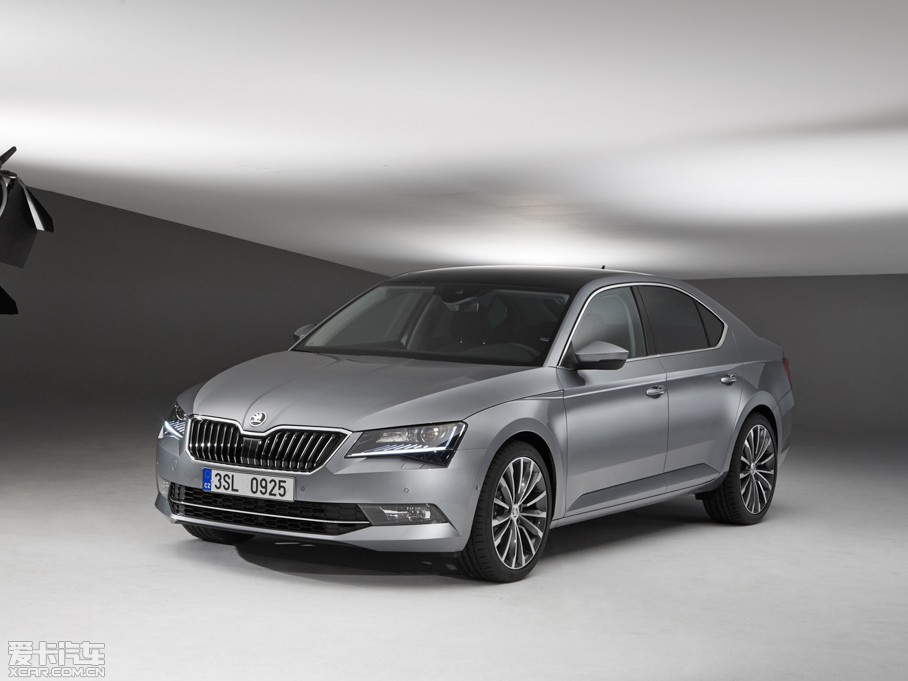 2015��Superb ������