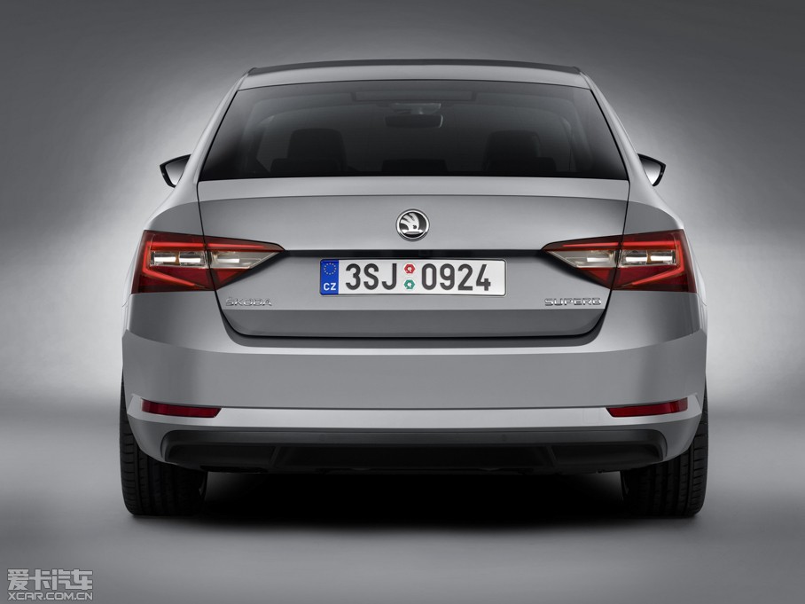 2015��Superb ������