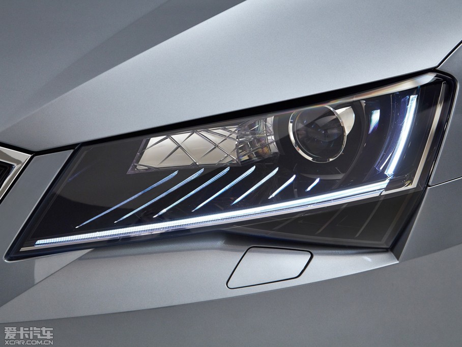 2015��Superb ������