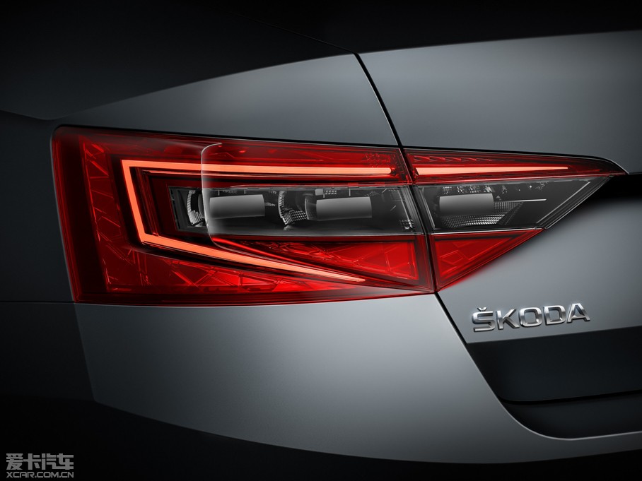 2015��Superb ������