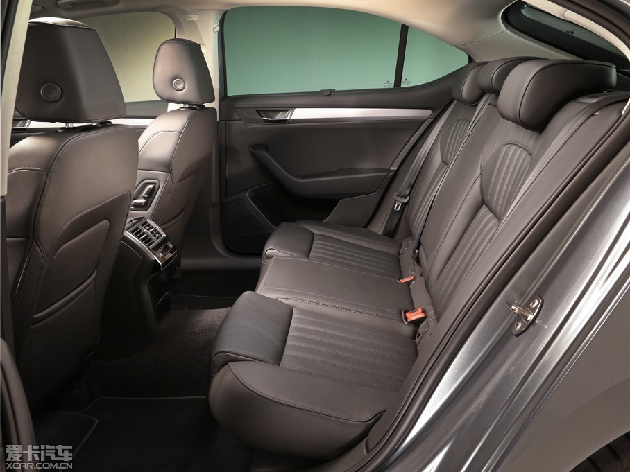 2015��Superb ������