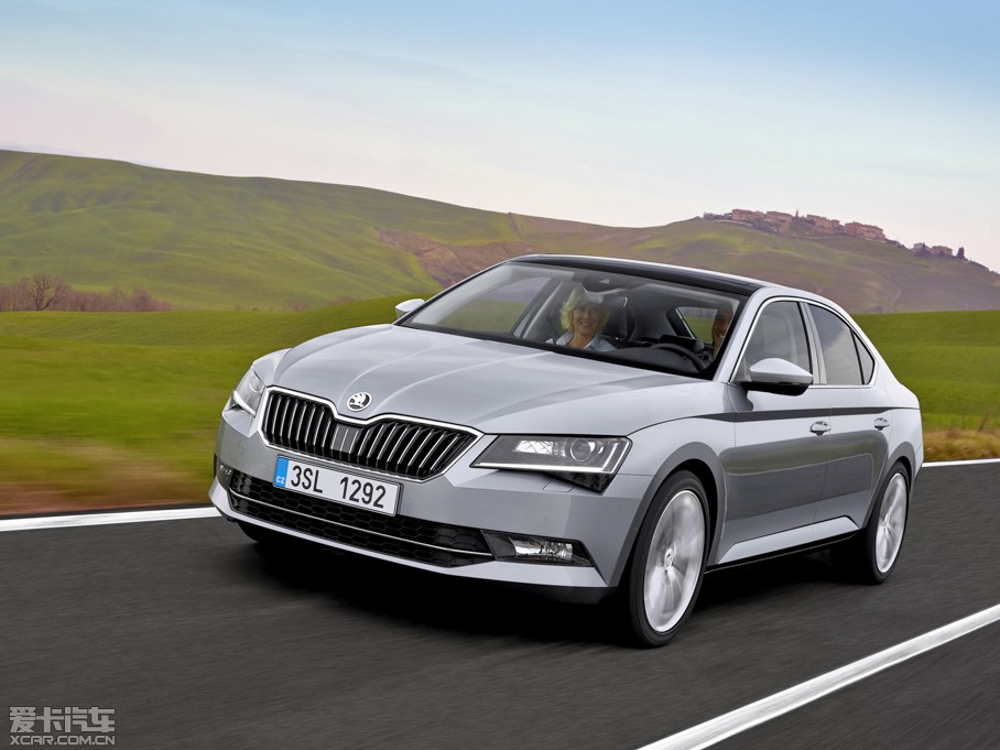 2015��Superb ������