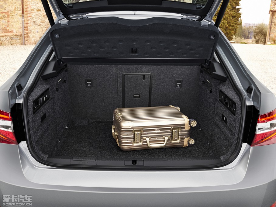 2015��Superb ������