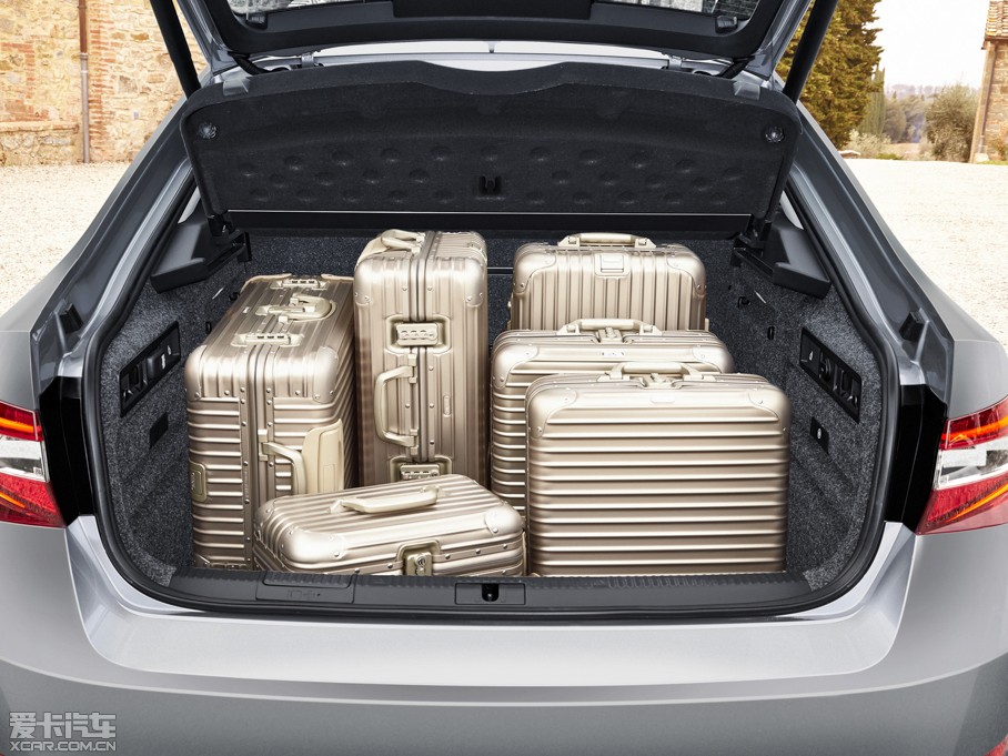 2015��Superb ������