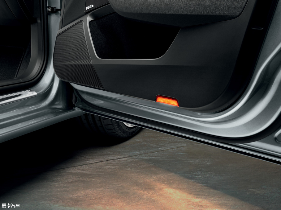 2015��Superb ���а�