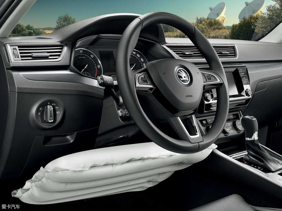 2015��Superb ���а�