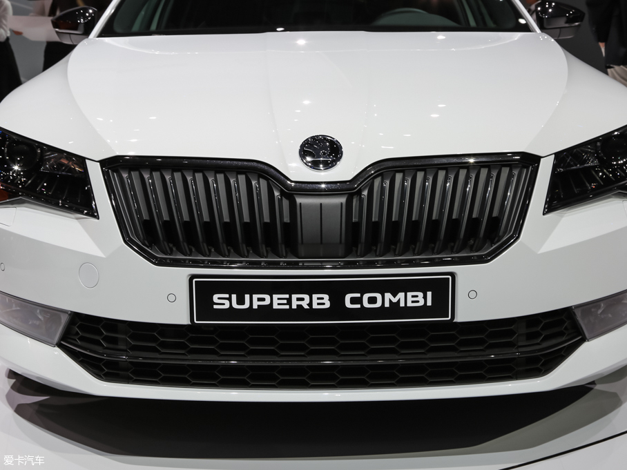 2015��Superb ���а�