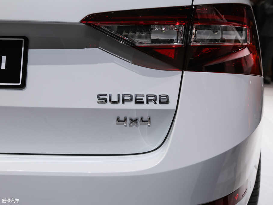 2015��Superb ���а�