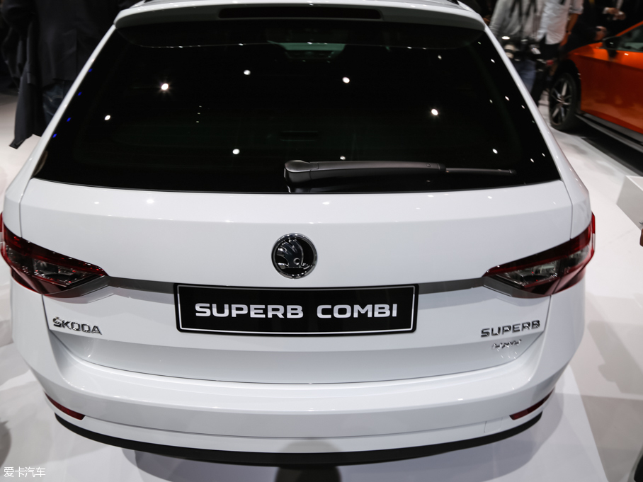 2015��Superb ���а�