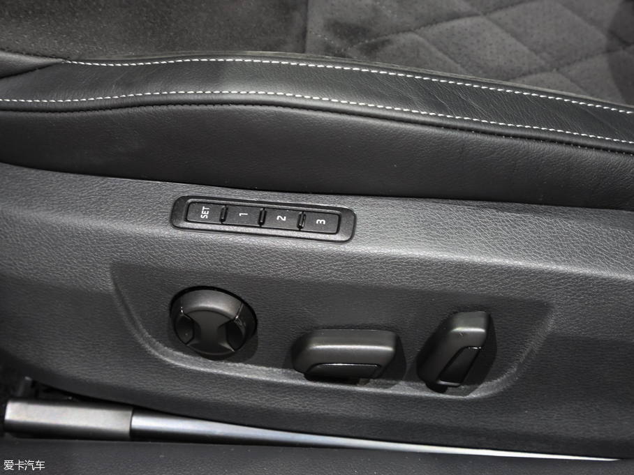 2015��Superb ���а�