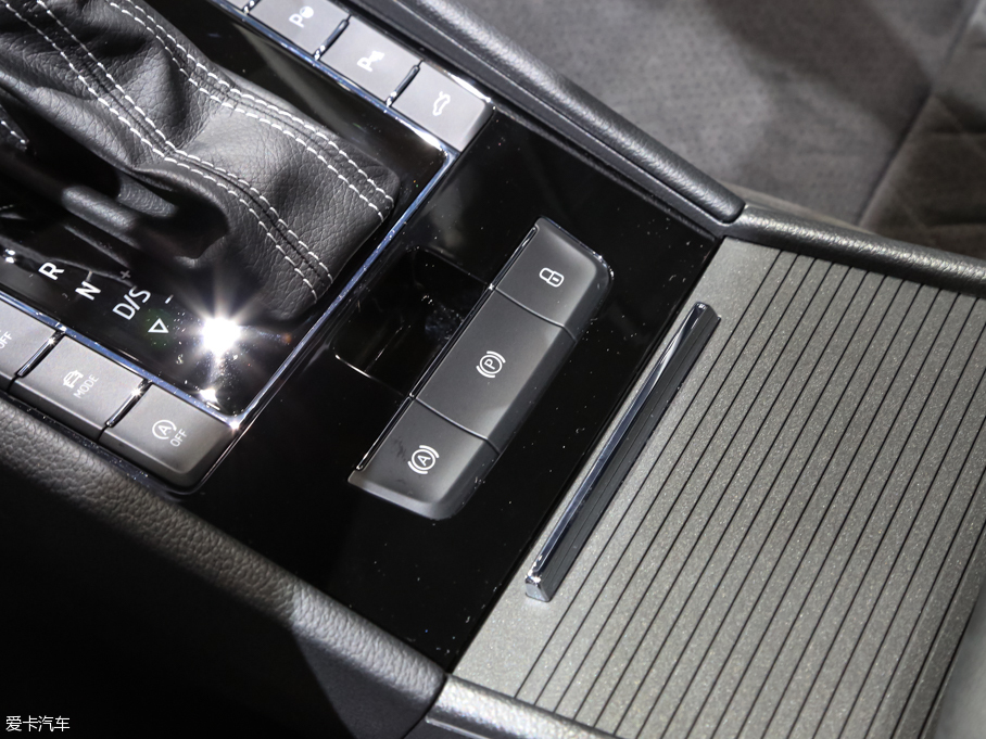 2015��Superb ���а�