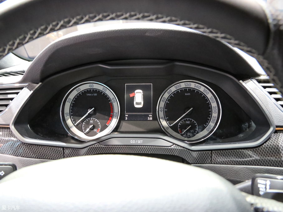 2015��Superb ���а�