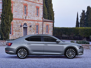 2015������� ���w���^