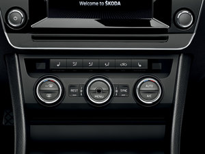 2015�����а� �п؅^