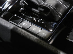 2015�����а� �п؅^