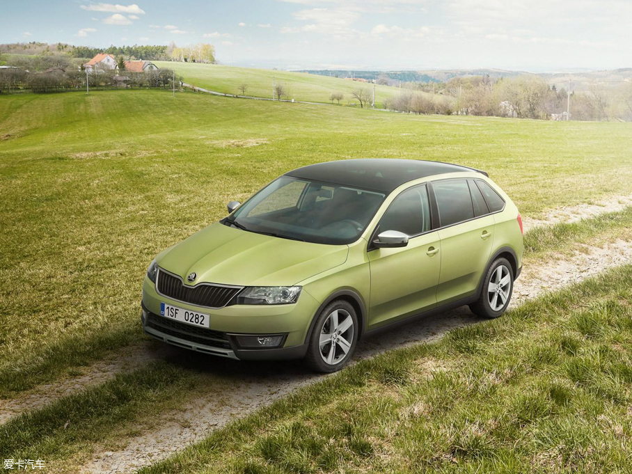 2015��Rapid Spaceback ScoutLine