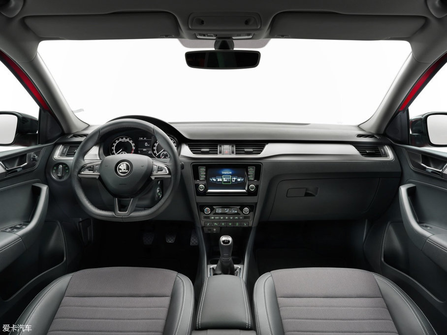 2017��Rapid Spaceback