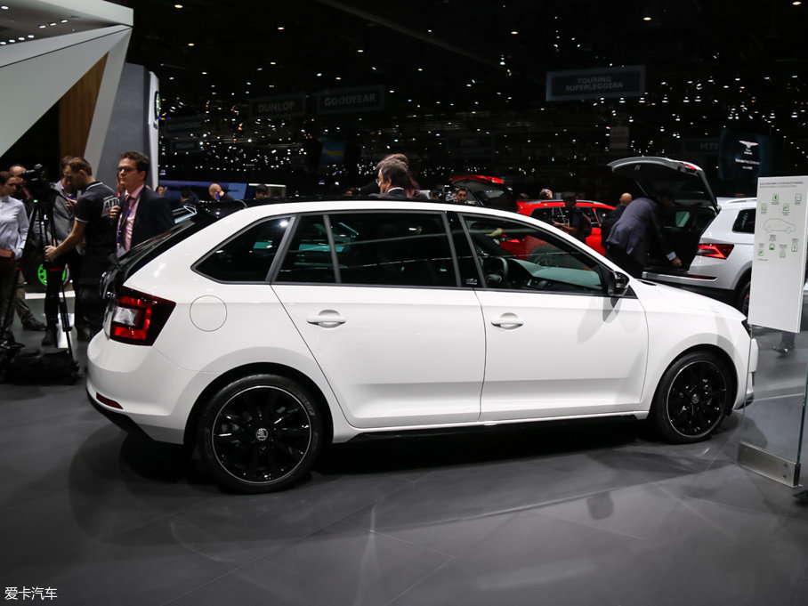 2017��Rapid Spaceback