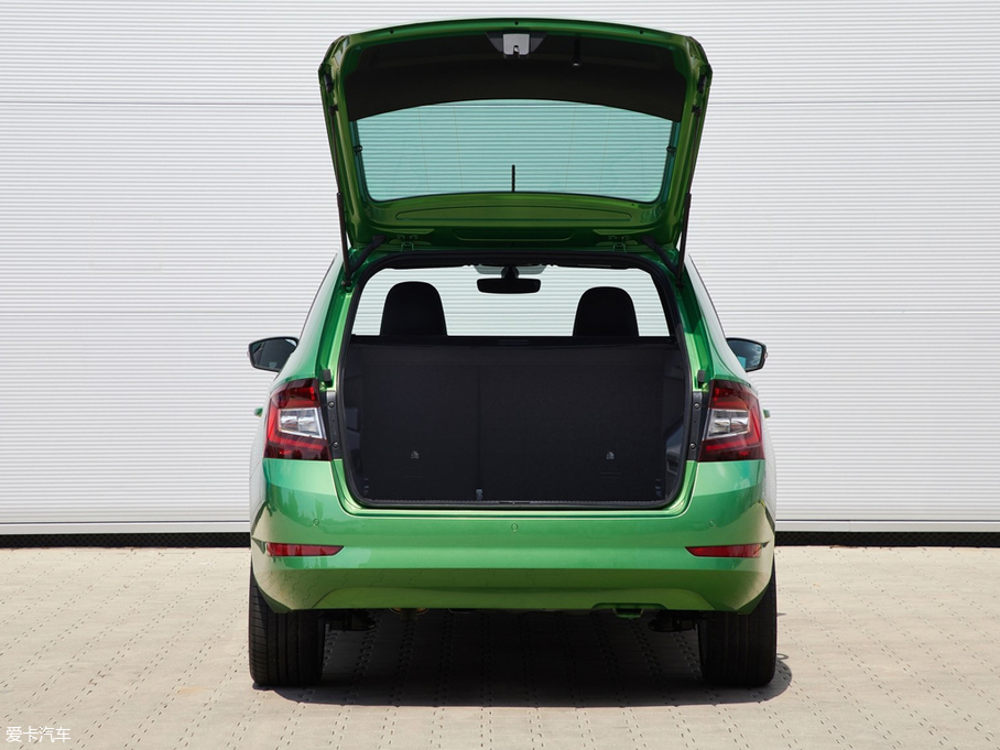 2018��J(����) Combi