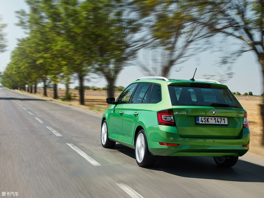 2018��J(����) Combi