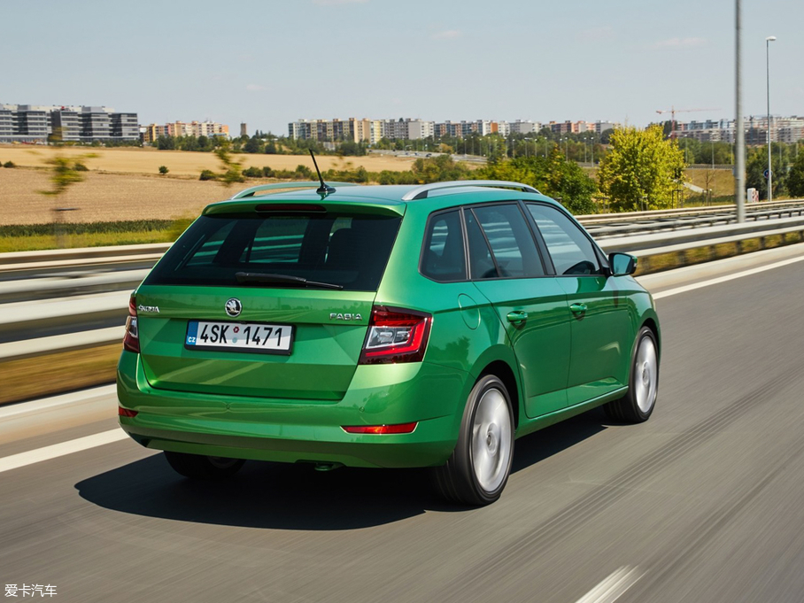 2018��J(����) Combi