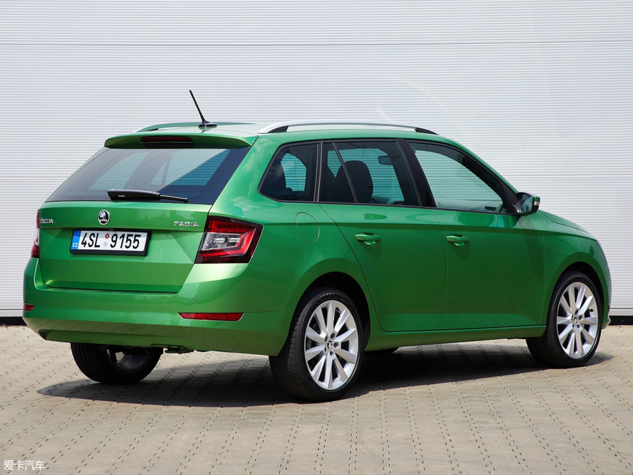 2018��J(����) Combi