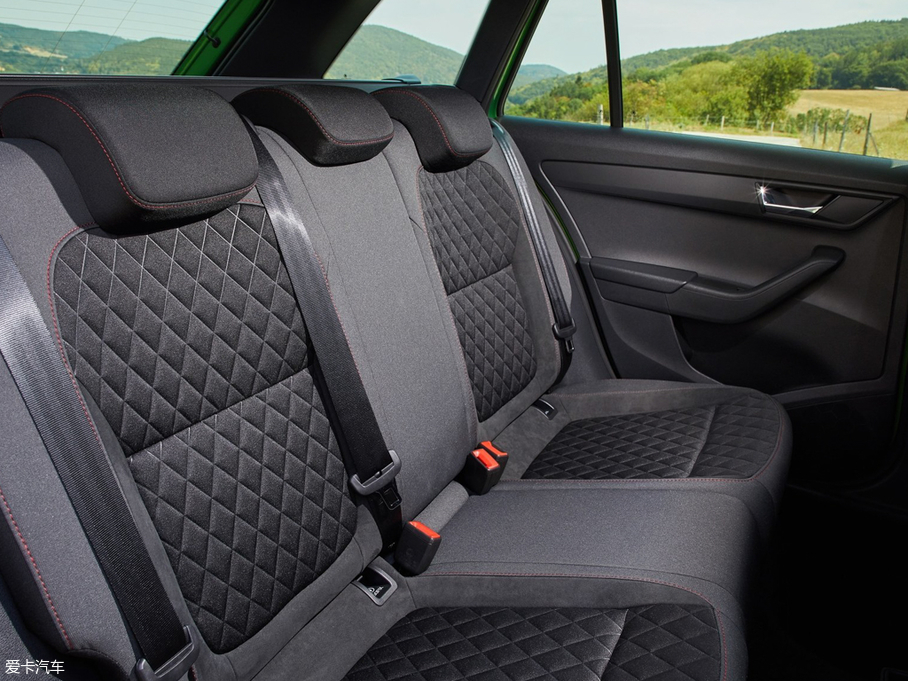 2018��J(����) Combi