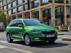 2018��Combi ���w���^