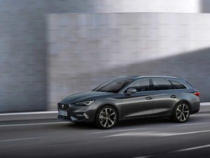 2020款Wagon FR e-Hybrid 整体外观