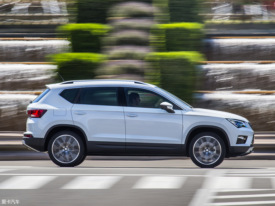 2016Ateca 