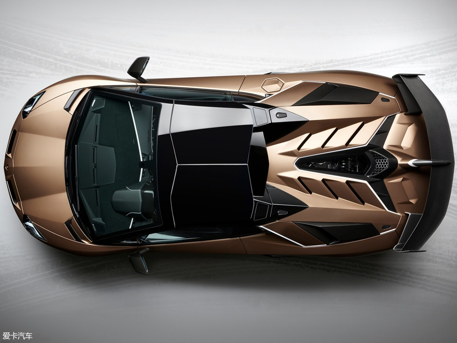 2019Aventador SVJ Roadster