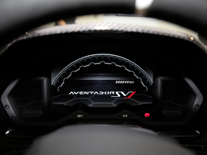 2019款SVJ Roadster 仪表