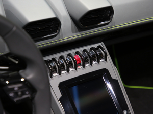 2019EVO Spyder п؅^