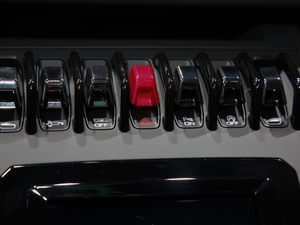 2019EVO Spyder п؅^