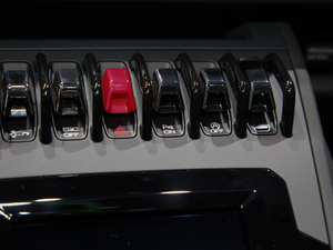 2019EVO Spyder п؅^