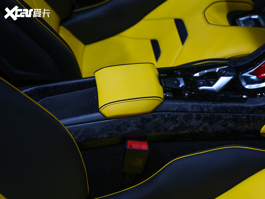 2020��Hurac��n EVO RWD Spyder