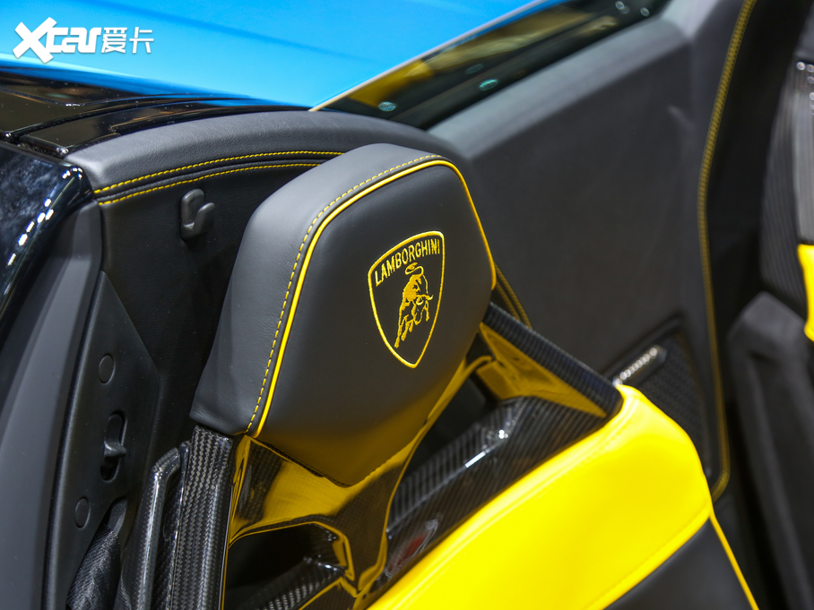 2020��Hurac��n EVO RWD Spyder