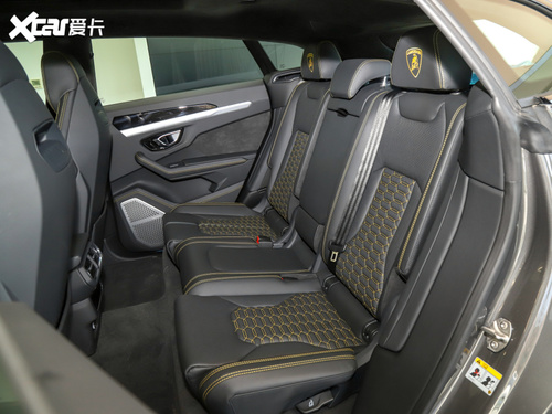 2021款 Urus 4.0T V8