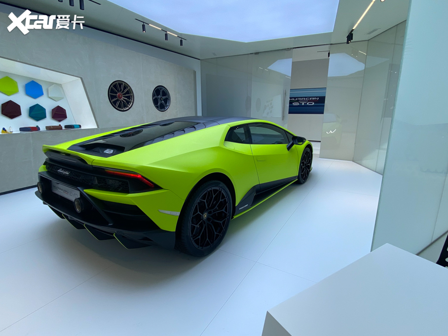 2021Huracn EVO ɹ؄e