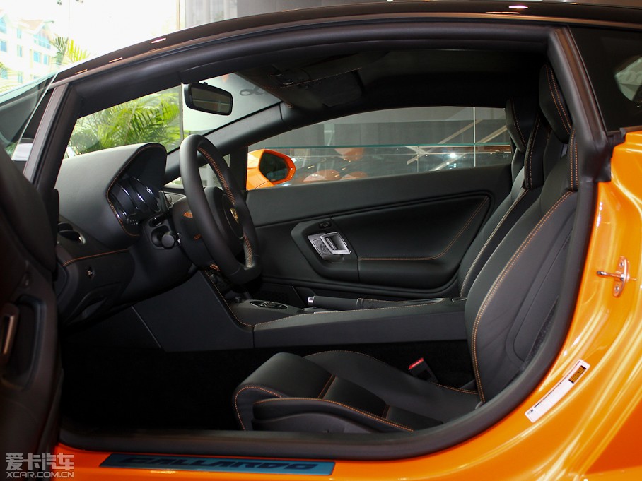 2011Gallardo LP560-4 Bicolore