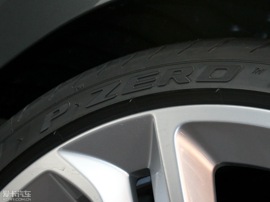 2011Gallardo LP550-2 Tricolore