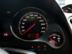 2011LP560-4 Bicolore п؅^