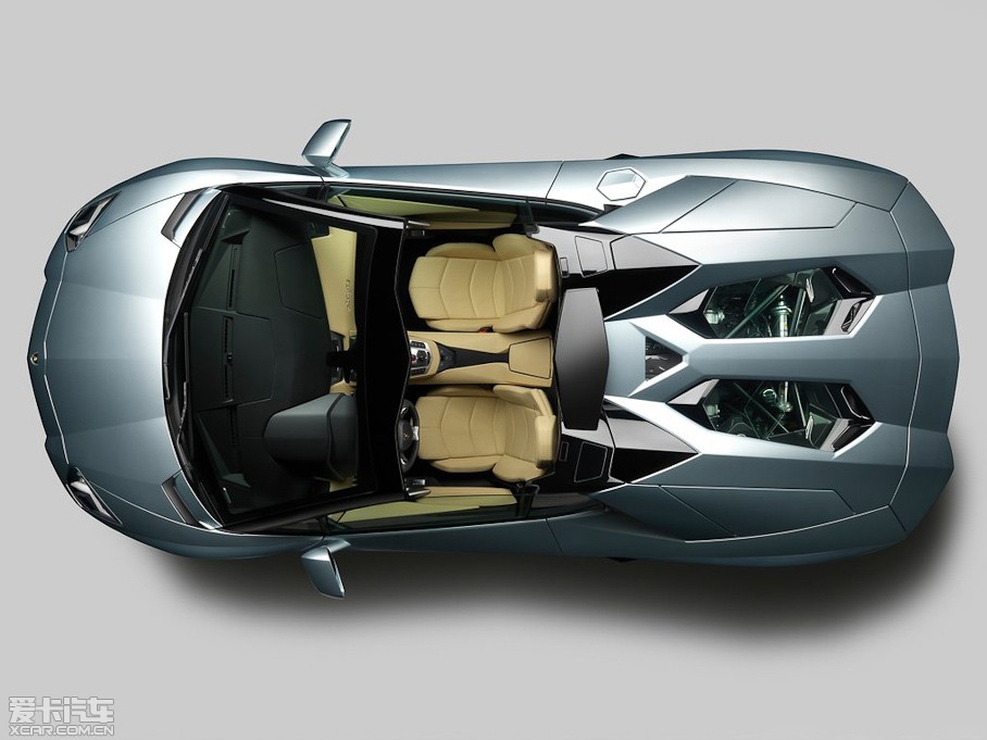 2013Aventador LP 700-4 Roadster