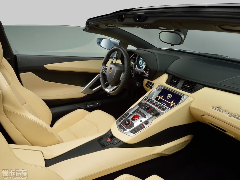 2013Aventador LP 700-4 Roadster