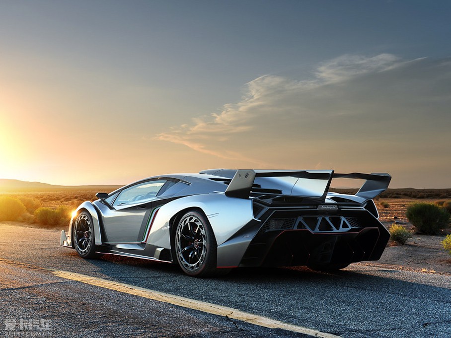 2013Veneno LP750-4