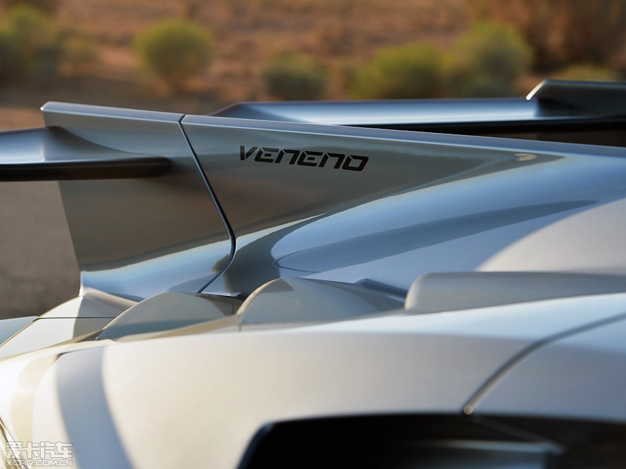 2013Veneno LP750-4