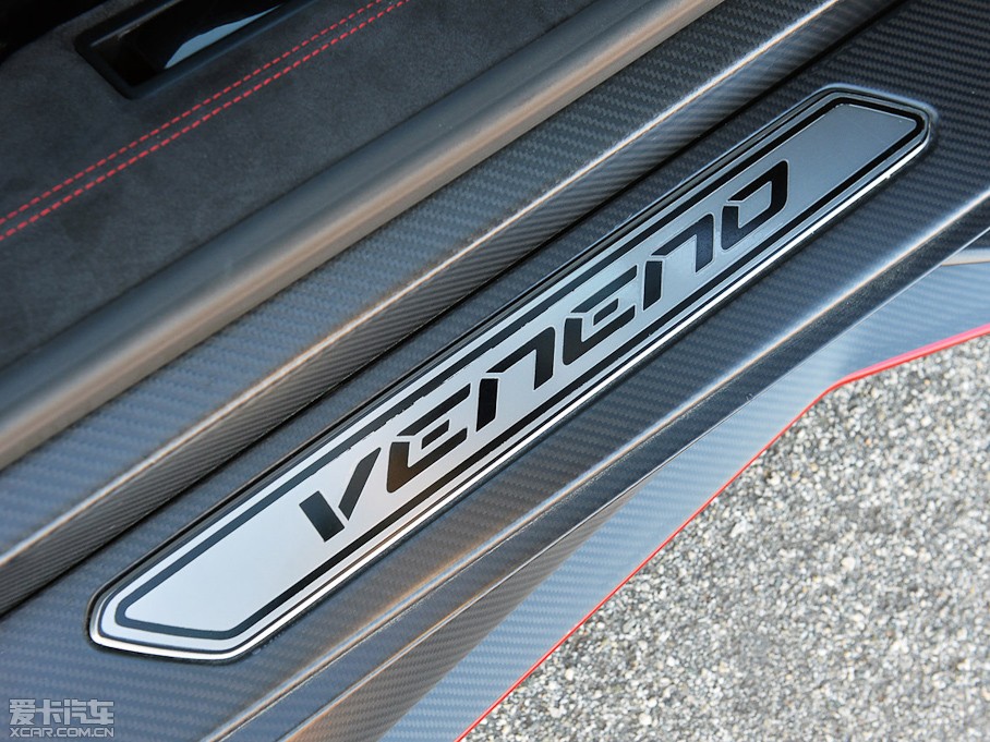 2013Veneno LP750-4