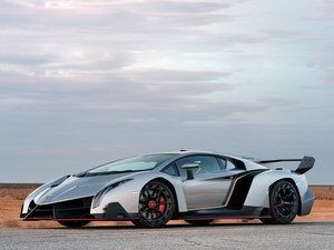2013LP750-4 w^