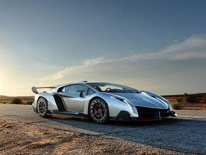 2013LP750-4 w^